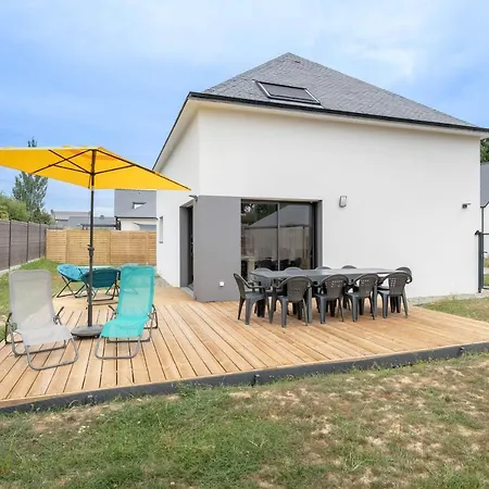Holiday home Instants Detente En Famille Au Tour-du Parc Le Tour-du-Parc